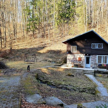 Horska Chata V Srdci Kremnickych Hor Banská Bystrica Exteriör bild