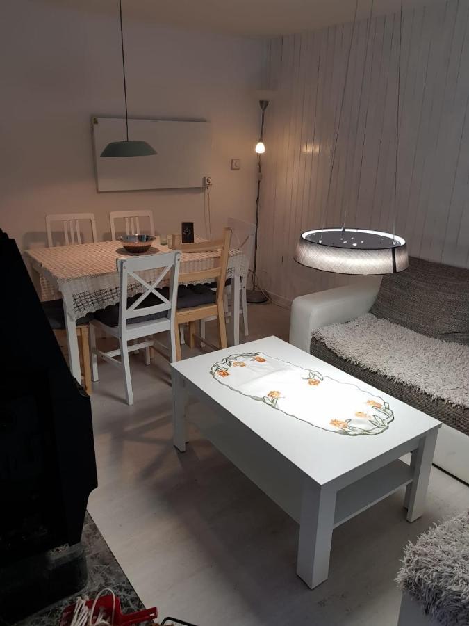 Horska Chata V Srdci Kremnickych Hor Banská Bystrica Exteriör bild